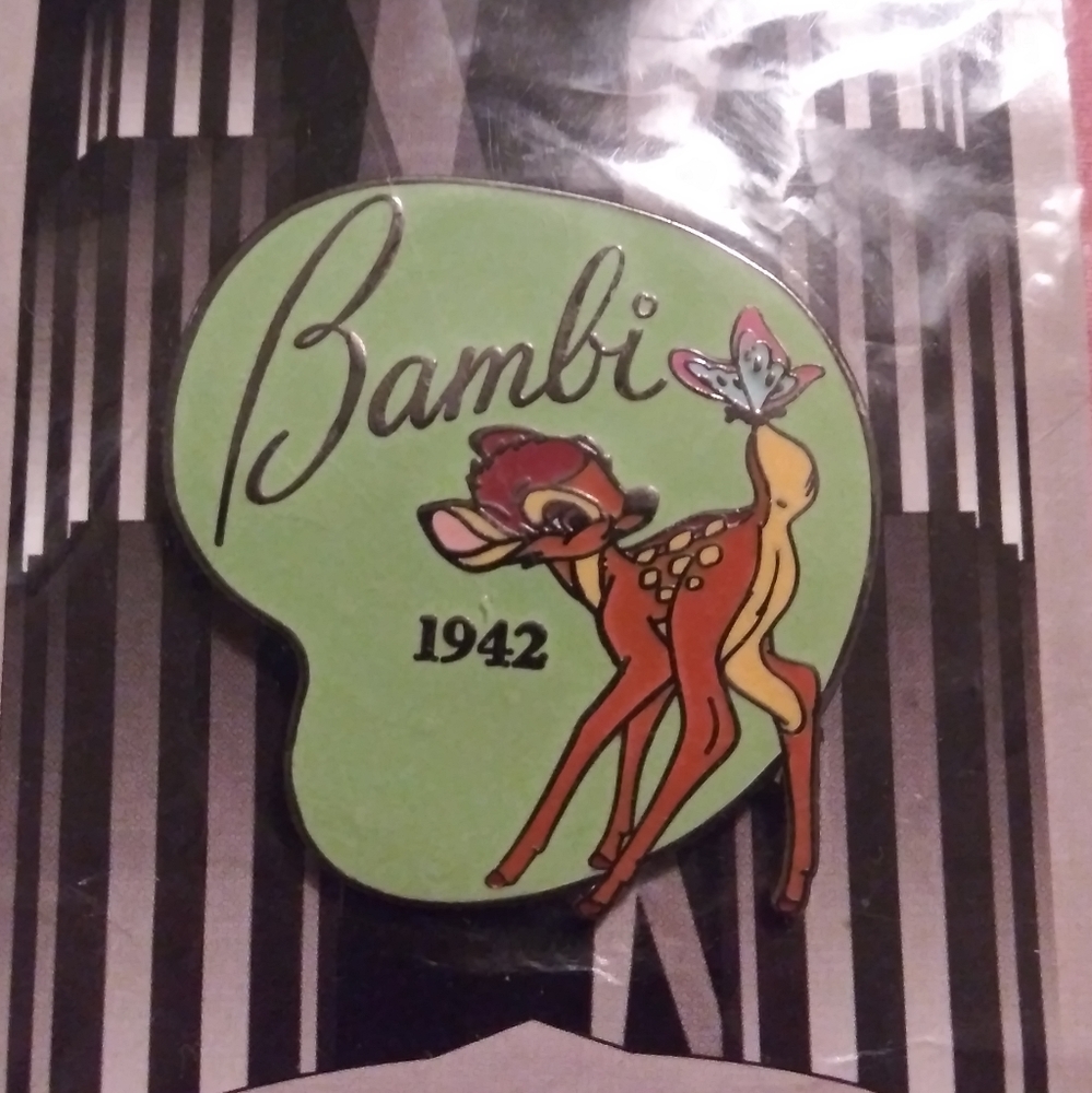 DISNEY "Bambi 1942" Collectible Pin
